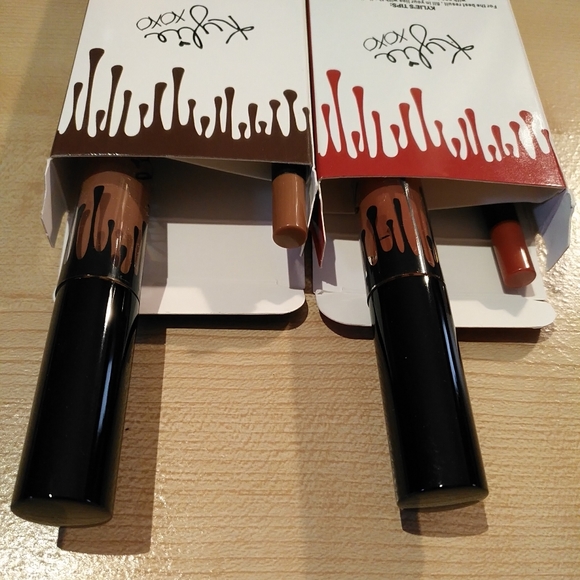 Kylie Lip Kits - Picture 2 of 4